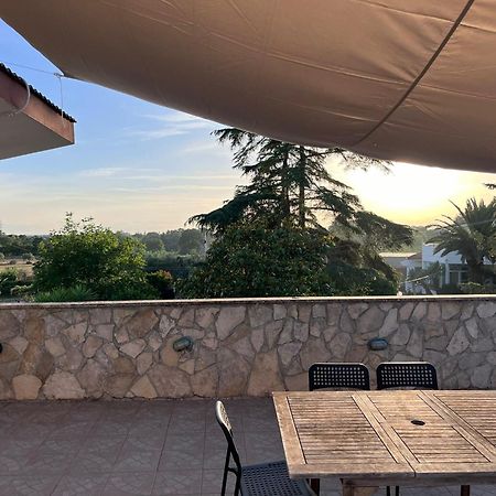 Case Vacanza E Camere In Villa Isabella Con Parcheggio Custodito E Wifi Джоя дел Коле Екстериор снимка