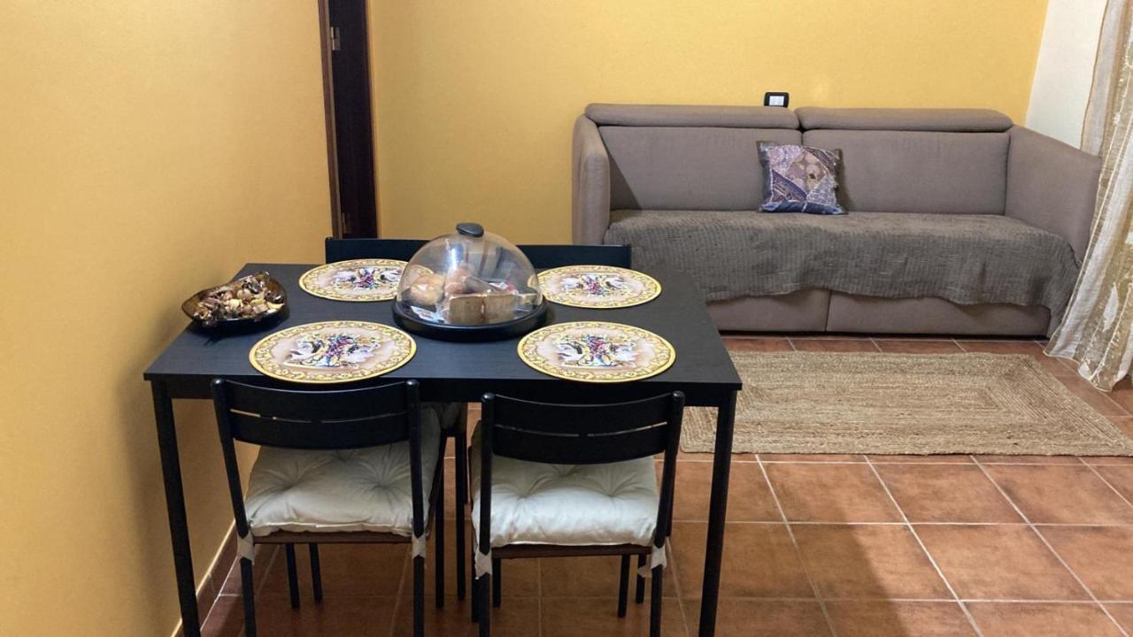Case Vacanza E Camere In Villa Isabella Con Parcheggio Custodito E Wifi Джоя дел Коле Екстериор снимка