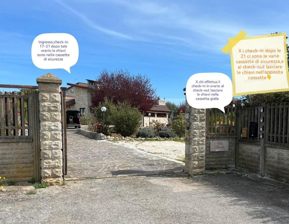 Case Vacanza E Camere In Villa Isabella Con Parcheggio Custodito E Wifi Джоя дел Коле Екстериор снимка