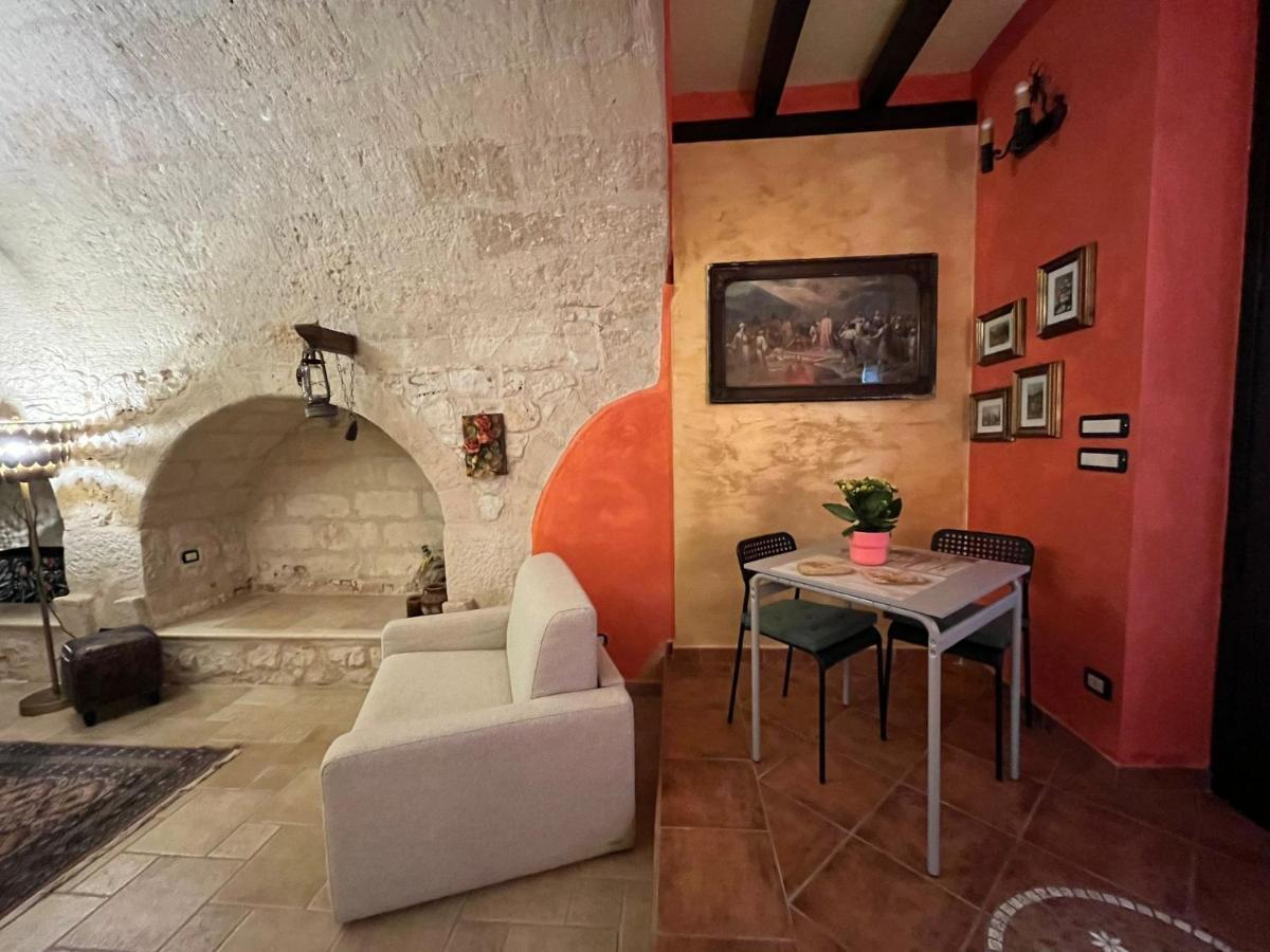 Case Vacanza E Camere In Villa Isabella Con Parcheggio Custodito E Wifi Джоя дел Коле Екстериор снимка