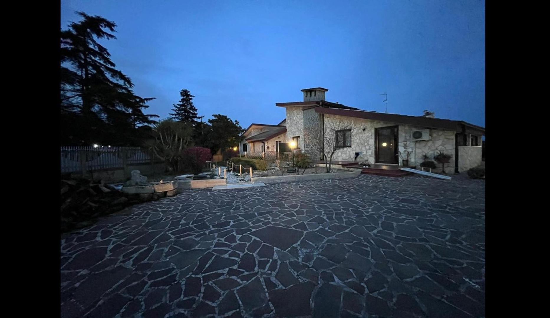 Case Vacanza E Camere In Villa Isabella Con Parcheggio Custodito E Wifi Джоя дел Коле Екстериор снимка