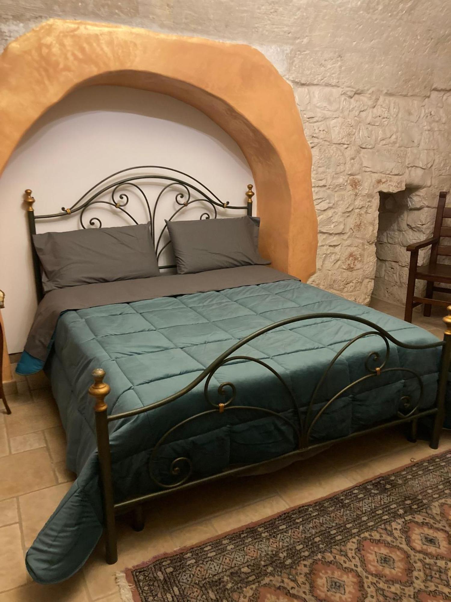 Case Vacanza E Camere In Villa Isabella Con Parcheggio Custodito E Wifi Джоя дел Коле Екстериор снимка