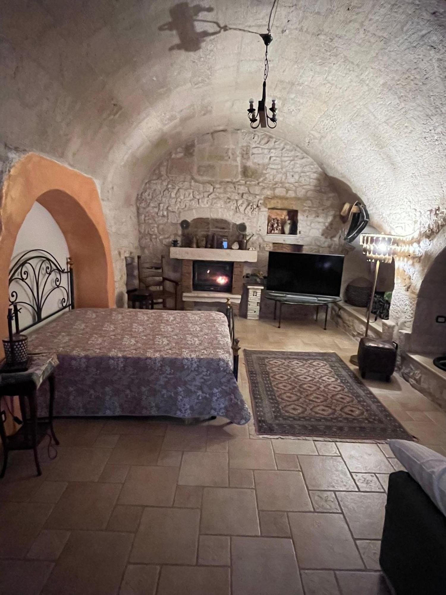 Case Vacanza E Camere In Villa Isabella Con Parcheggio Custodito E Wifi Джоя дел Коле Екстериор снимка